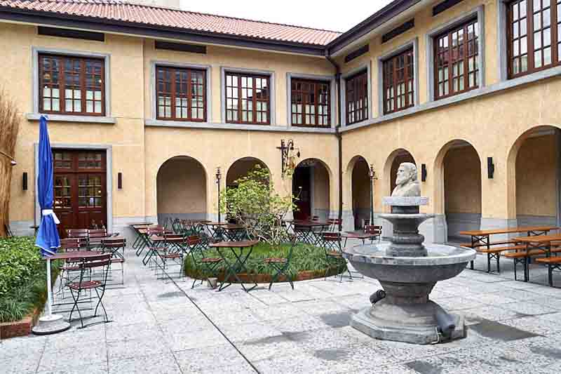 Paulaner Brauhaus (Raffles City Changning)